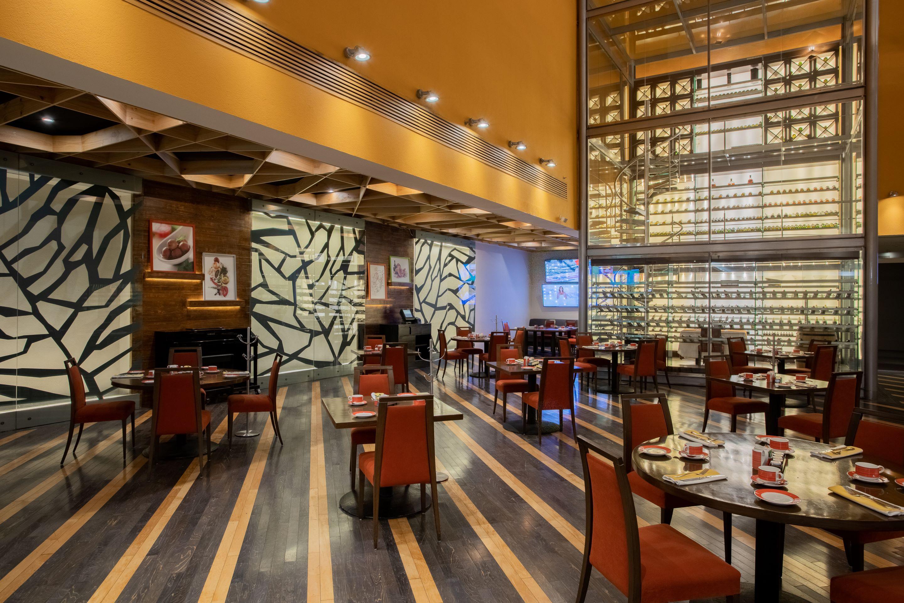 Camino Real Monterrey Hotel San Pedro Garza Garcia Exterior foto Interior of a restaurant in Hong Kong